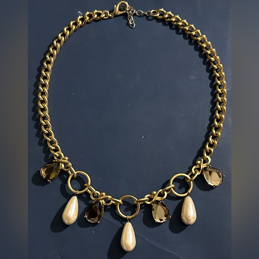 YOSCA Gold Tone, Champagne Crystal Tear Drop, Faux Pearl Statement Necklace